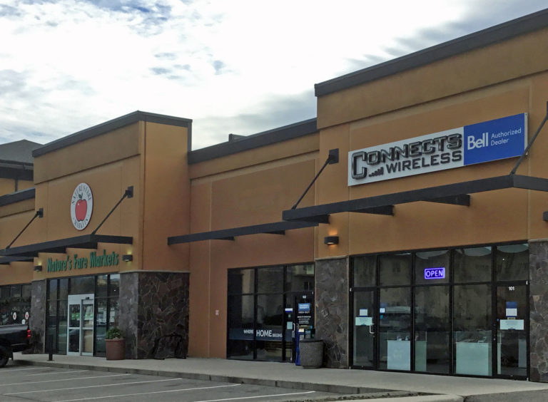 102 3480 Carrington Road Corporate Accord Realty Ltd.